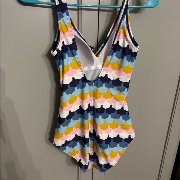 Boden Ruched Sides Scalloped Print One Piece Swimsuit Size 4 Women’s - Picture 3 of 7